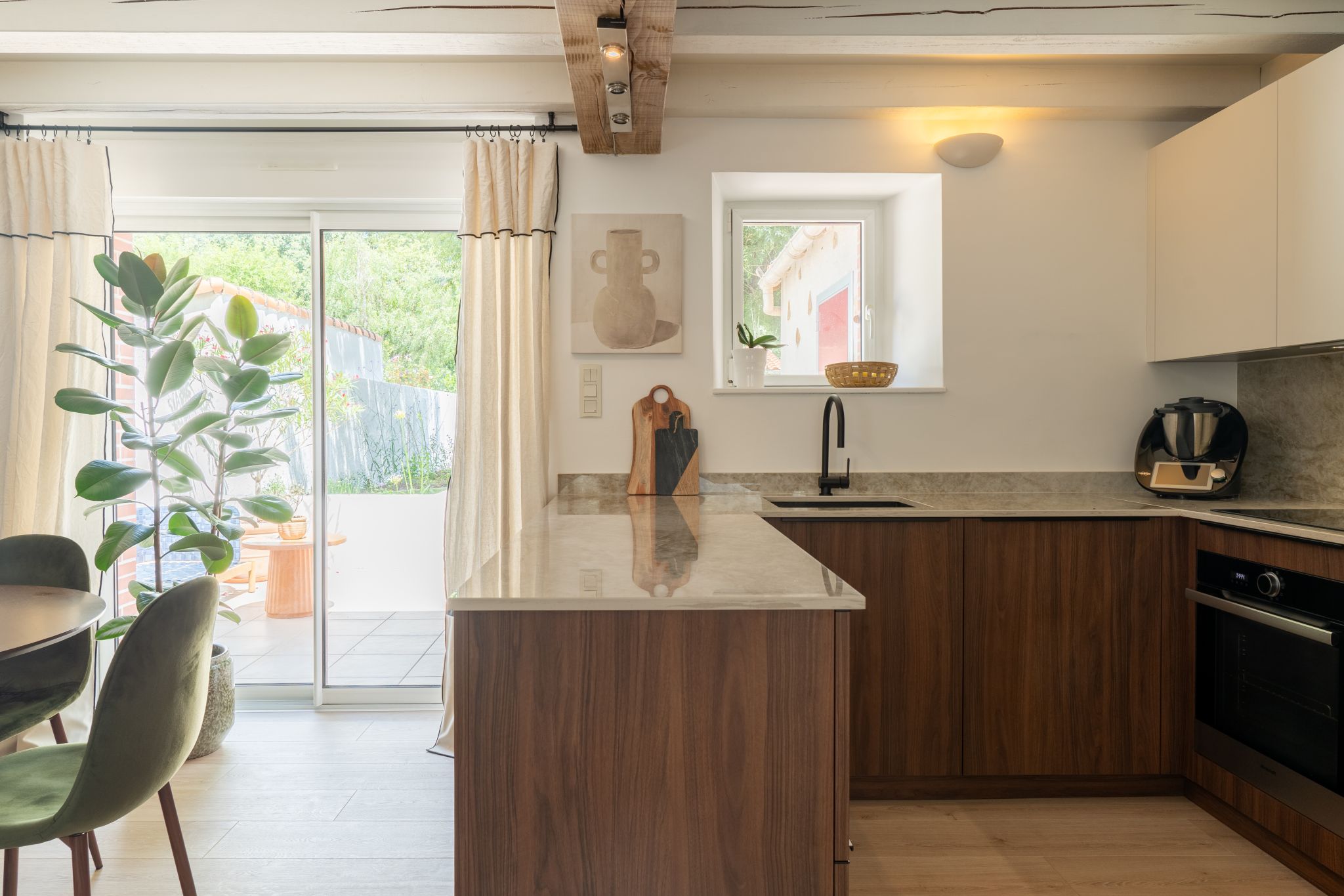 Installation artisanale d’une cuisine ARMONY CUCINE par un ébéniste à Sucé-sur-Erdre